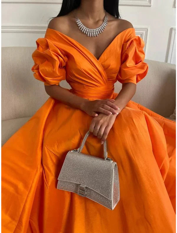 Luolandi A-Line Evening Gown Elegant Dress Formal Prom Floor Length 3/4 Length Sleeve Sweetheart Satin with Ruched Solid Color